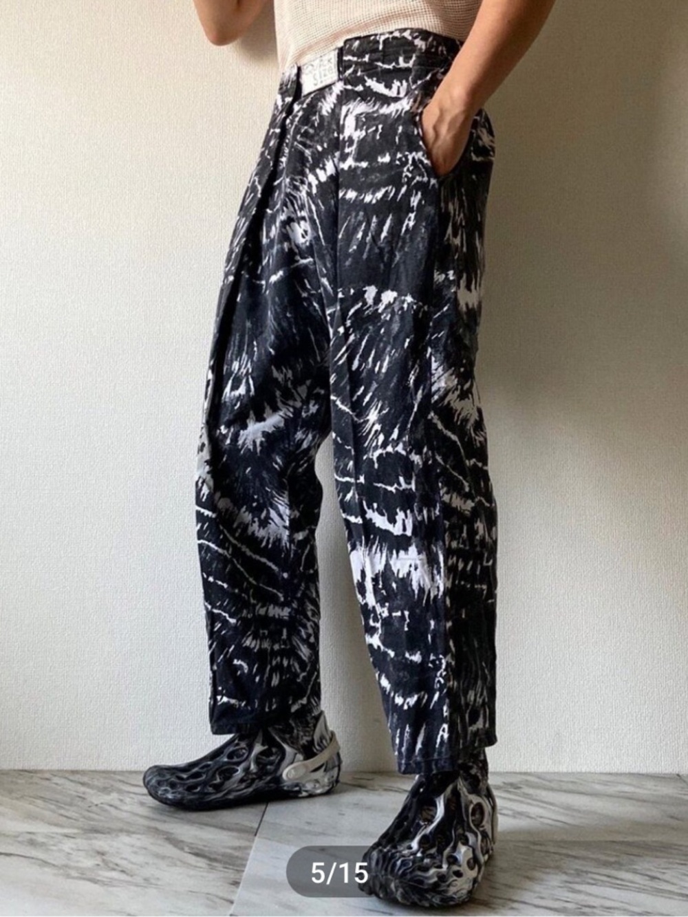 Tie-dye trousers with Velcro adjustment - Picture 9 of 11